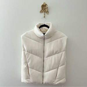 Alo White Puffer Vest S